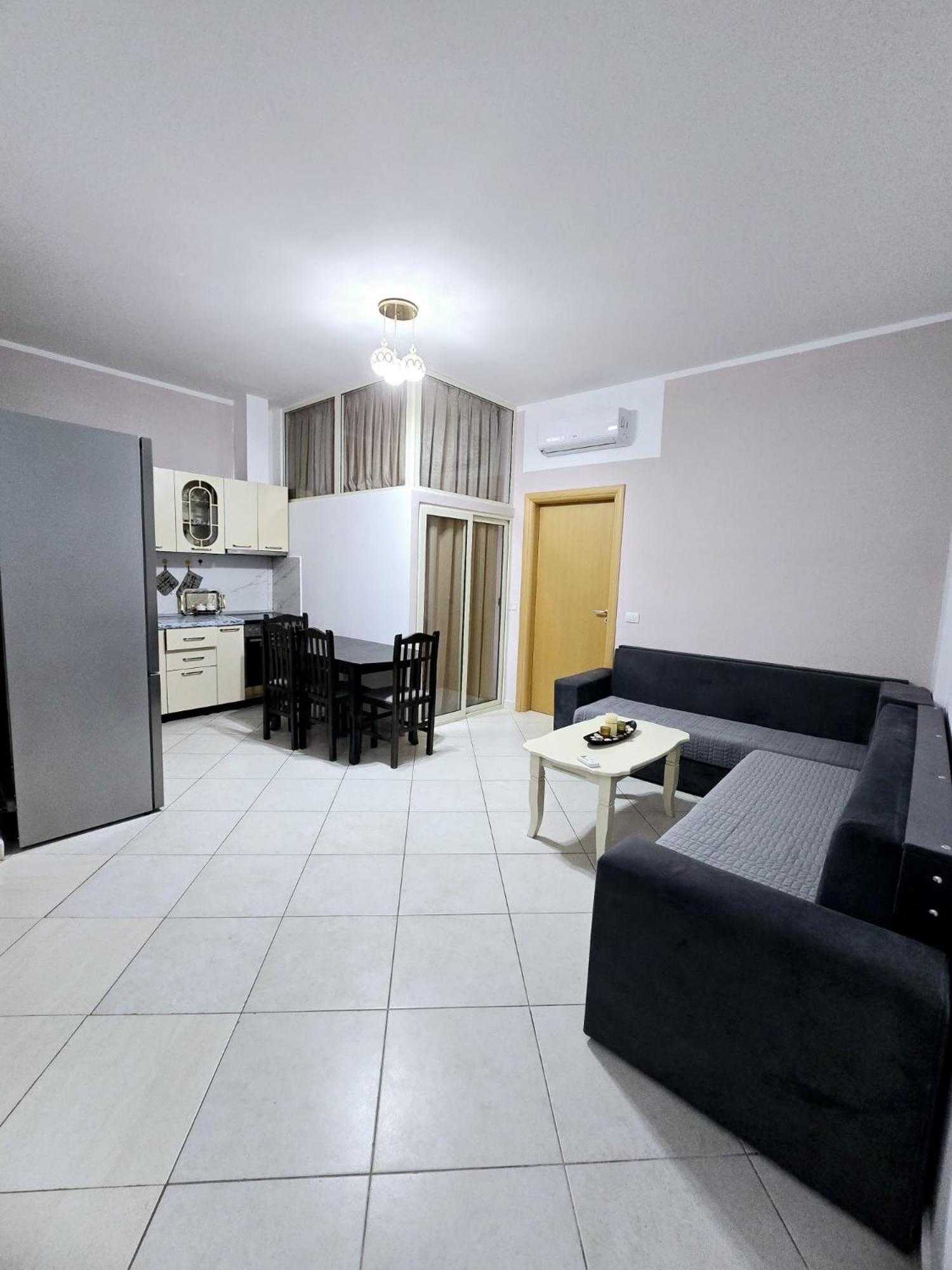 Apartmet * Vlorë